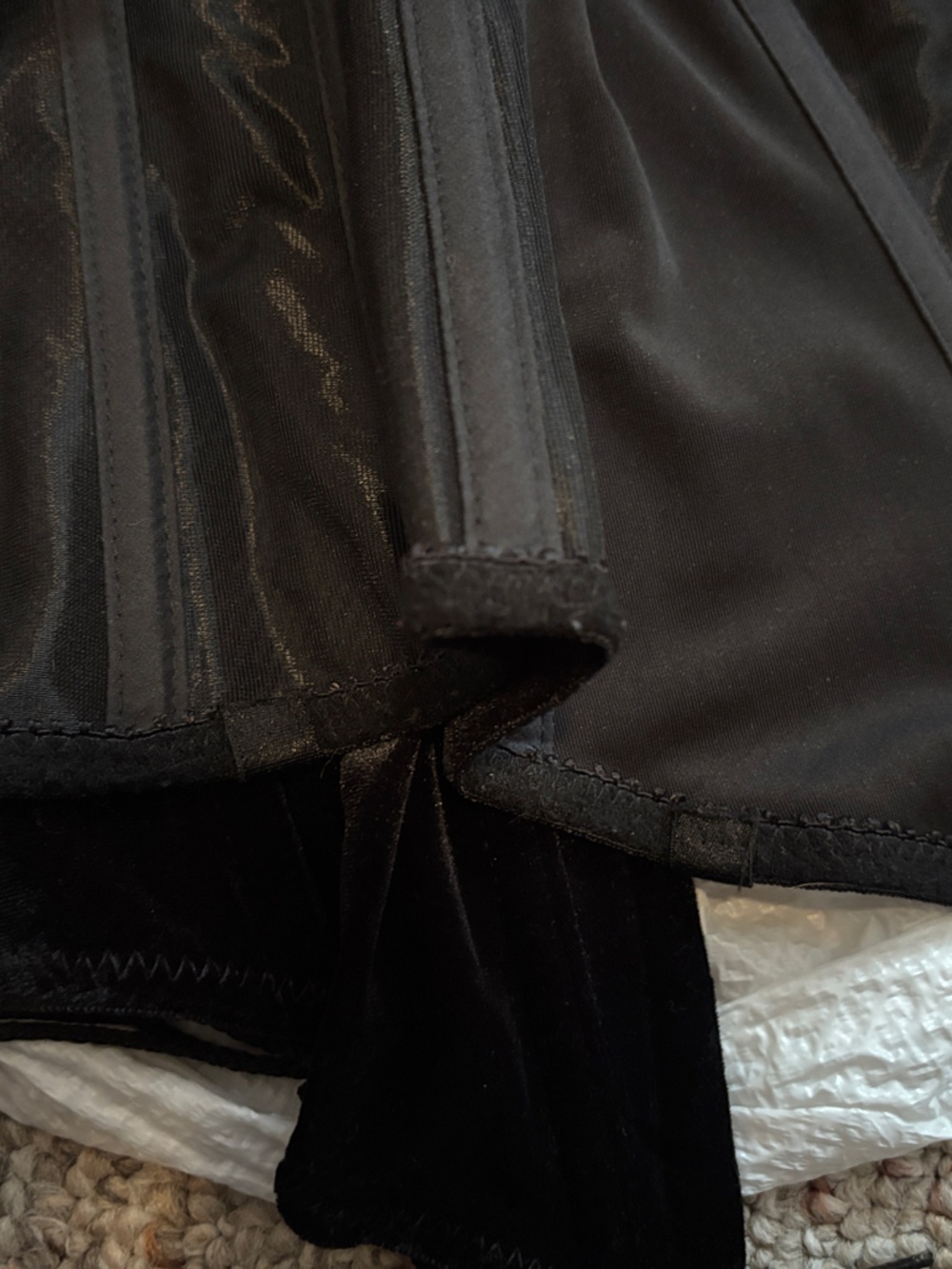 Victoria's Secret Black Velvet Corset Tank Top - Picture 4 of 4